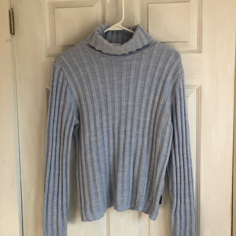Womens M turtleneck sweater